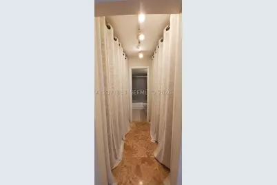 200 SE 15th #5H, Miami, FL 33129 - Photo 15