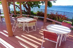 999 Brickell Bay, Miami, FL 33131 - Photo 13