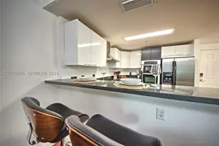 170 SE 14th, Miami, FL 33131 - Photo 11