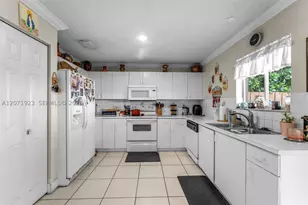 17672 SW 139th, Miami, FL 33177 - Photo 7