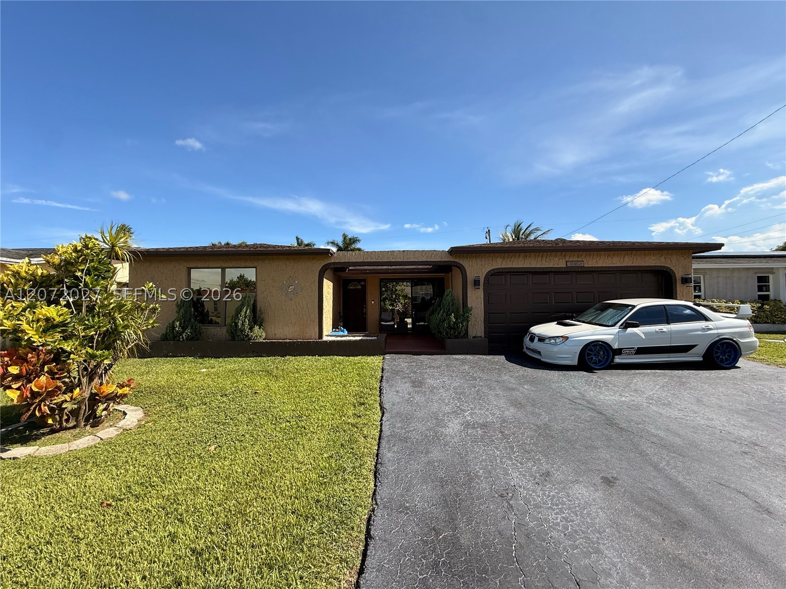 11450 NW 30th main architectural view