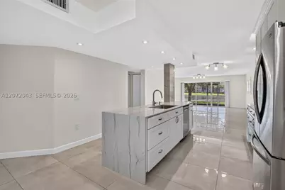 13800 SW 14th #114C, Pembroke Pines, FL 33027 - Photo 7