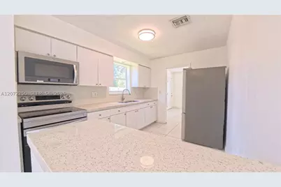 753 SW 2nd, Dania Beach, FL 33004 - Photo 11