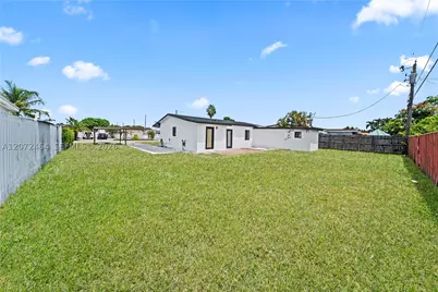 1014 W 66th, Hialeah, FL 33012 - Photo 11