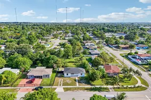521 NW 189th, Miami Gardens, FL 33169 - Photo 45