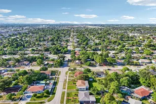 521 NW 189th, Miami Gardens, FL 33169 - Photo 49