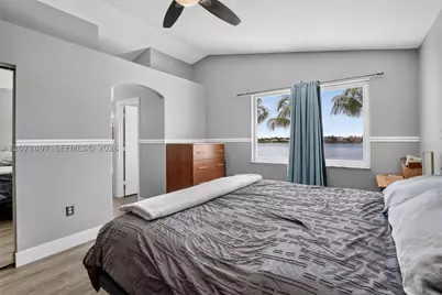19156 NW 24th, Pembroke Pines, FL 33029 - Photo 17