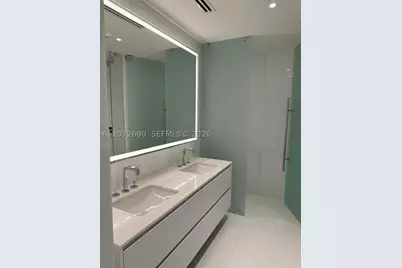 300 Biscayne Boulevard #1805W, Miami, FL 33131 - Photo 13