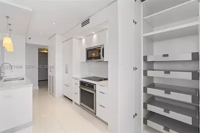4201 Collins #2202, Miami Beach, FL 33140 - Photo 27