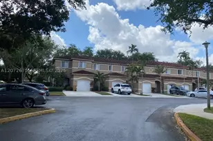 7690 S Southwood, Davie, FL 33328 - Photo 5