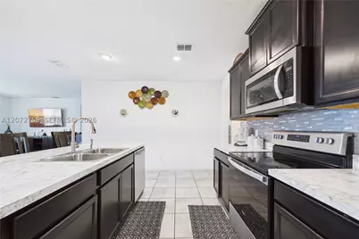 301 SE Volkerts, Port Saint Lucie, FL 34983 - Photo 15