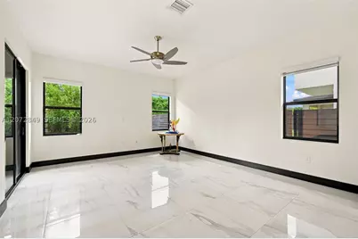 8875 NW 161st, Miami Lakes, FL 33018 - Photo 7