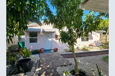 3085 & 3083 SW 17th, Miami, FL 33145 - Photo 21