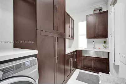 11390 SW 30th, Miami, FL 33165 - Photo 31
