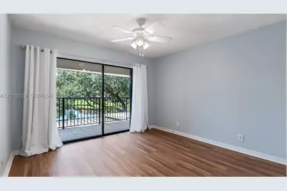 11112 N Harmony Lake, Davie, FL 33324 - Photo 39