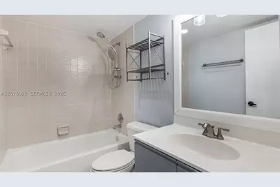 11112 N Harmony Lake, Davie, FL 33324 - Photo 37
