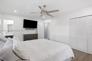 1721 NW 114th, Pembroke Pines, FL 33026 - Photo 31