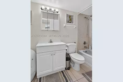 106 Royal Park #3D, Oakland Park, FL 33309 - Photo 13