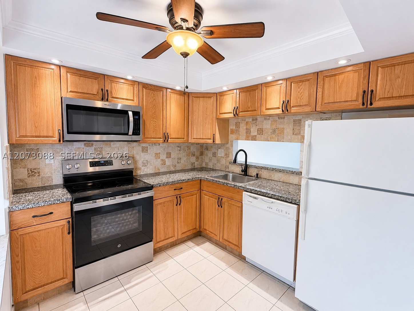 3141 NW 47th #324 - 3141 NW 47th #324, Lauderdale Lakes, FL 33319 Luxury Property | Jose Angel Pina