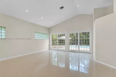 1090 SW 156th, Pembroke Pines, FL 33027 - Photo 11