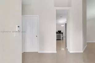 1090 SW 156th, Pembroke Pines, FL 33027 - Photo 7