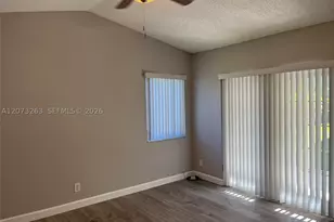 1542 Presidio, Weston, FL 33327 - Photo 9