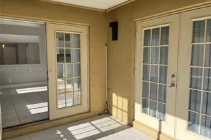 1542 Presidio, Weston, FL 33327 - Photo 17