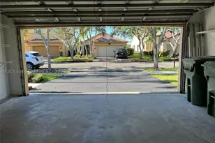 1542 Presidio, Weston, FL 33327 - Photo 15