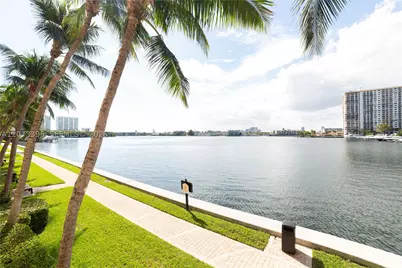 17150 N Bay #2902, Sunny Isles Beach, FL 33160 - Photo 25