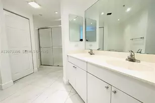 17150 N Bay, Sunny Isles Beach, FL 33160 - Photo 11