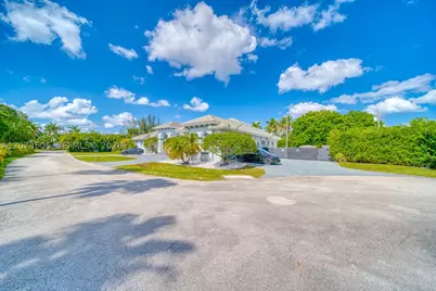 901 NW 122nd, Plantation, FL 33325 - Photo 13