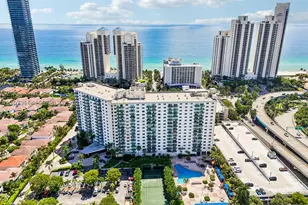 19370 Collins, Sunny Isles Beach, FL 33160 - Photo 9