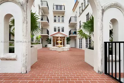 323 Navarre #301, Coral Gables, FL 33134 - Photo 3
