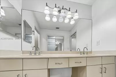 [Address not provided], Boca Raton, FL 33498 - Photo 9