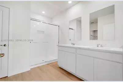 9082 Venetian, Vero Beach, FL 32966 - Photo 15