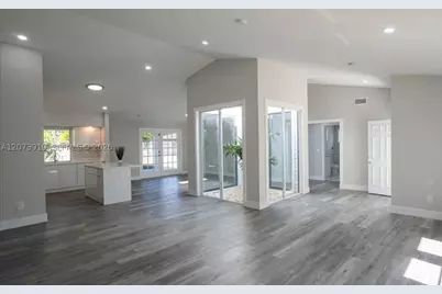333 NE Greenbrier, Port Saint Lucie, FL 34983 - Photo 3
