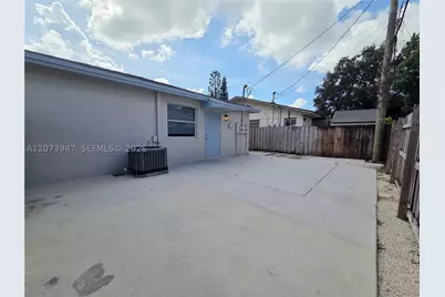 242 NW 51st, Miami, FL 33126 - Photo 15