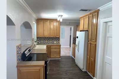 7505 Cleveland, Hollywood, FL 33024 - Photo 15