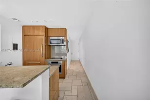 50 S Pointe, Miami Beach, FL 33139 - Photo 7