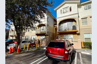 8964 W Flagler #107, Miami, FL 33174 - Photo 5