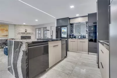 2225 NE 16th, Wilton Manors, FL 33305 - Photo 25