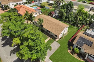 102 NE 206th, Miami Gardens, FL 33179 - Photo 29