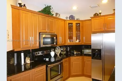 644 Conservation, Weston, FL 33327 - Photo 9