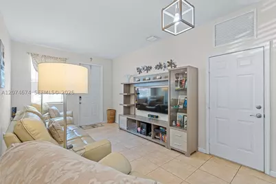1034 NE 30th, Homestead, FL 33033 - Photo 3