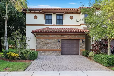 12365 S Village, Davie, FL 33325 - Photo 1