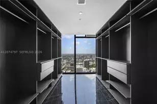 20 NE 11th, Miami, FL 33132 - Photo 15