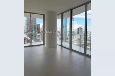 1400 Biscayne #2702, Miami, FL 33132 - Photo 9