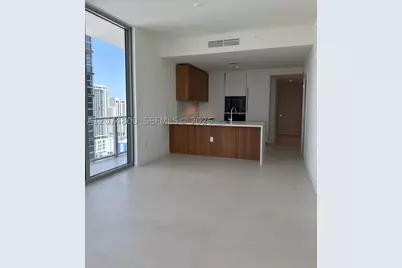 1400 Biscayne #2702, Miami, FL 33132 - Photo 5