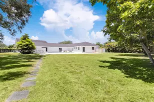 11601 SW 88th, Miami, FL 33176 - Photo 25