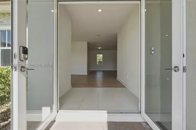 4372 SW 122nd, Davie, FL 33330 - Photo 5